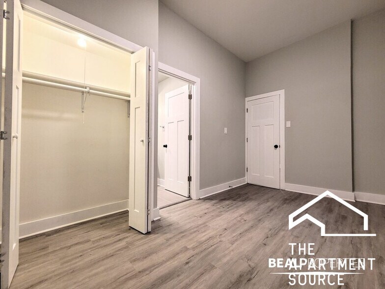 Building Photo - 1433 N Dearborn St