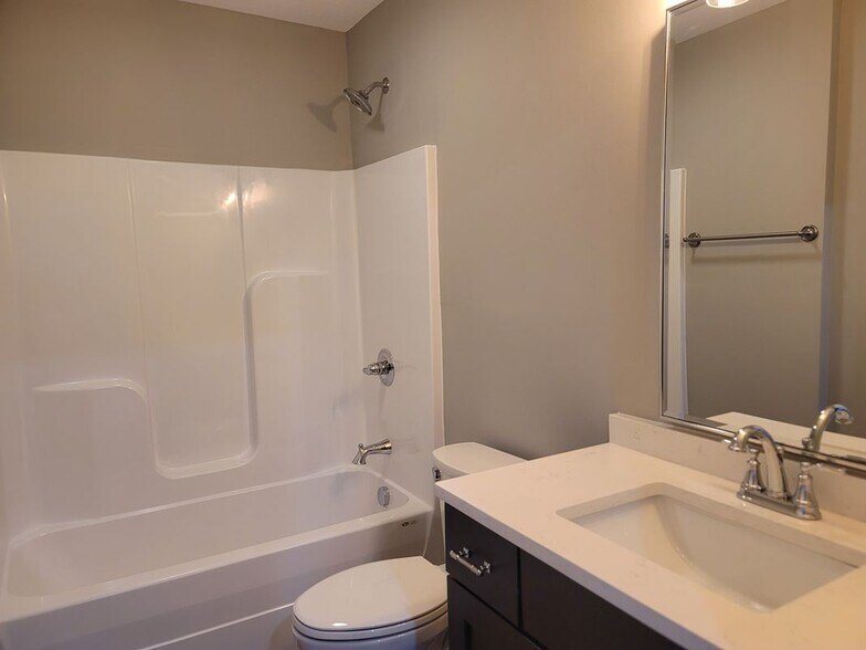 Building Photo - 7009 Wright Rd