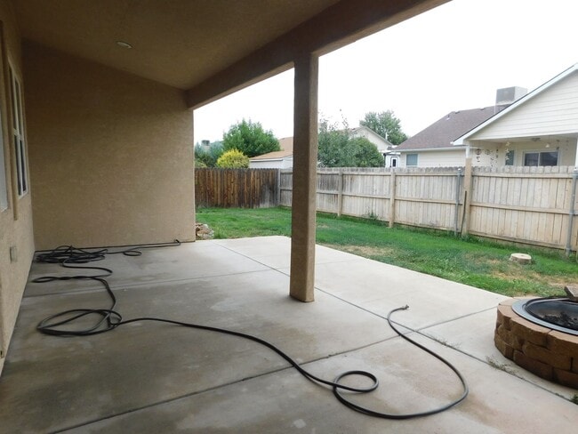 Building Photo - 4 bedroom in Fruita