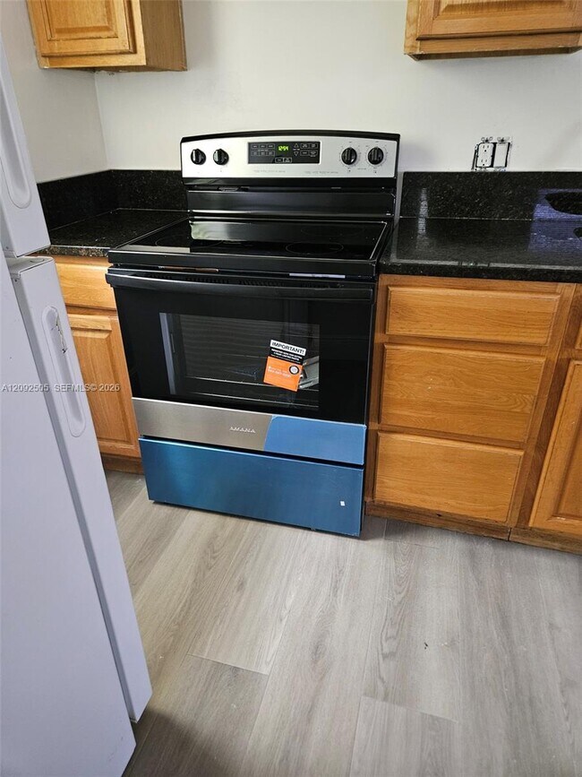 Building Photo - 2111 Wiley Ct