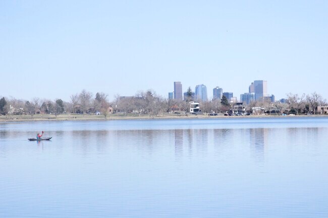 Building Photo - 1957 Eaton St
