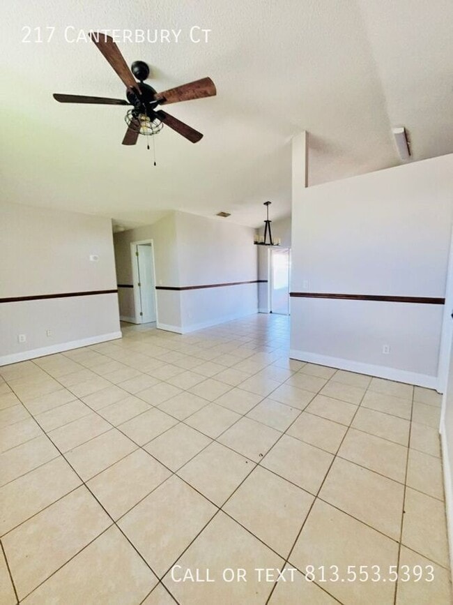 Building Photo - 217 Canterbury Ct