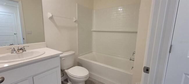 Building Photo - 8226 SW 67th Ave