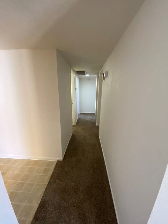 Building Photo - 4409 Adidas Ave