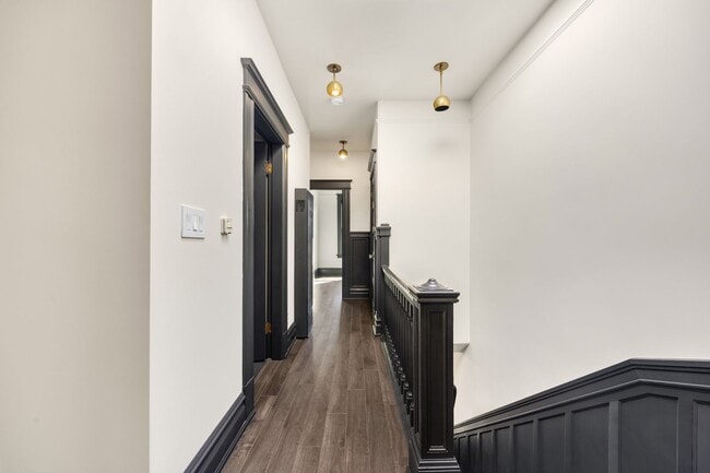 Building Photo - 558-560 Greenwich Street (1067r)