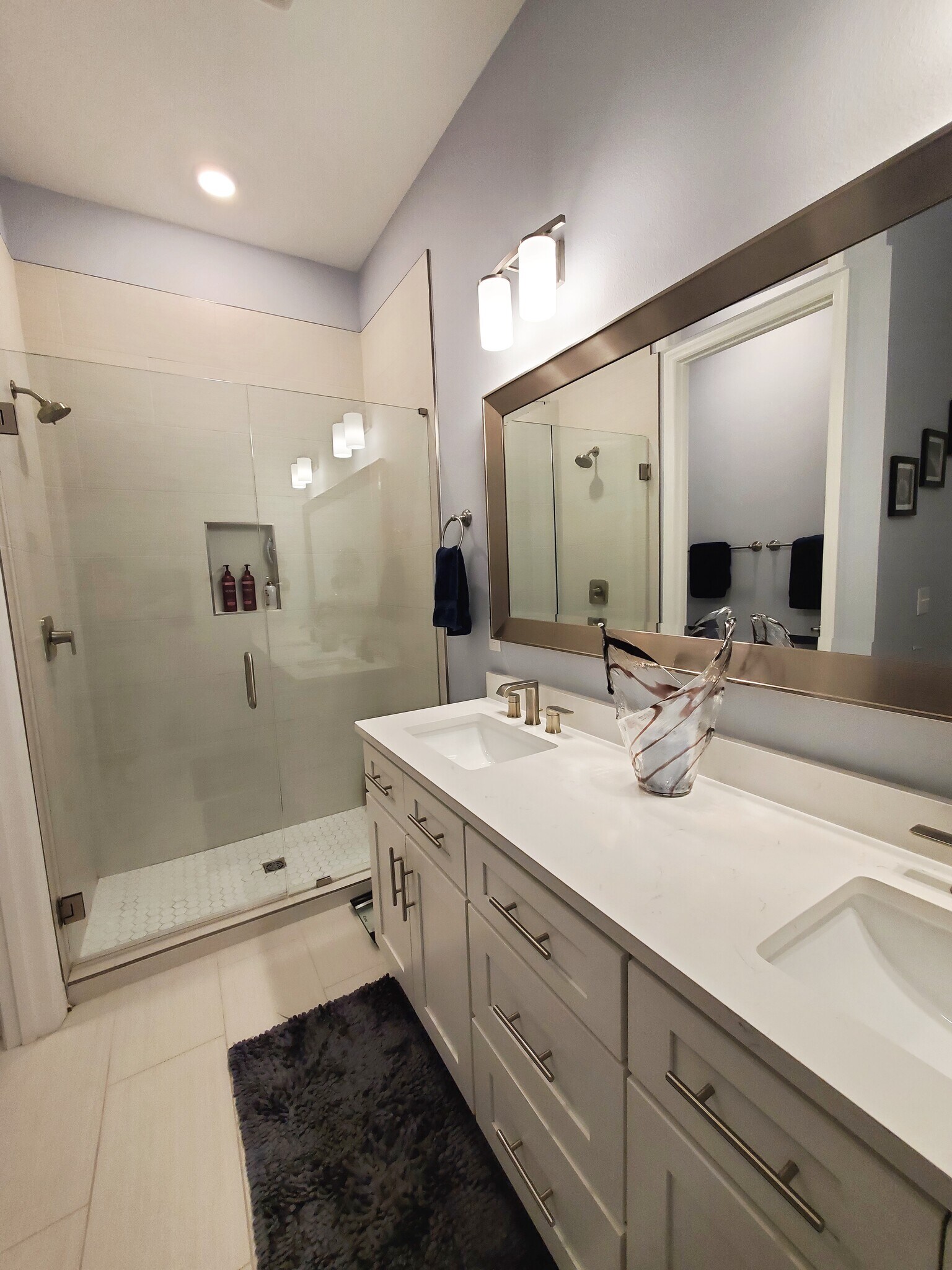 Master Bathroom - 112 Kara Lake Dr