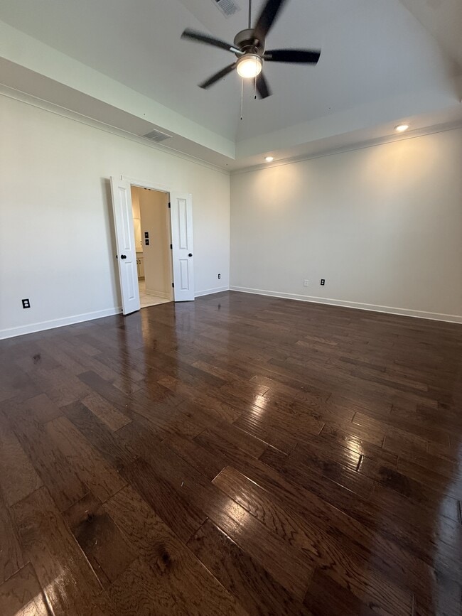 Building Photo - 4320 John Wood Ln