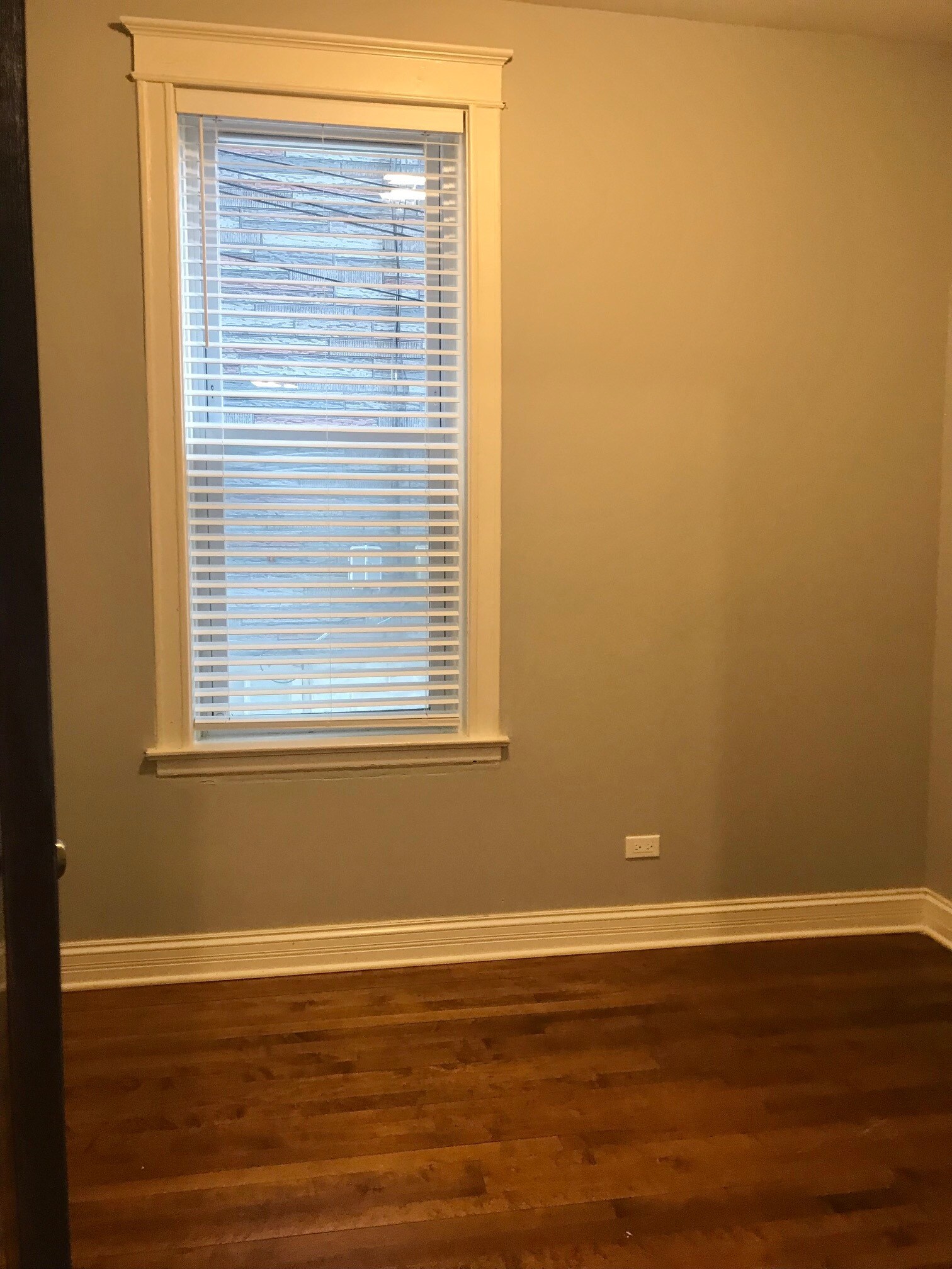 Bedroom 3 - 2727 N Hamlin Ave