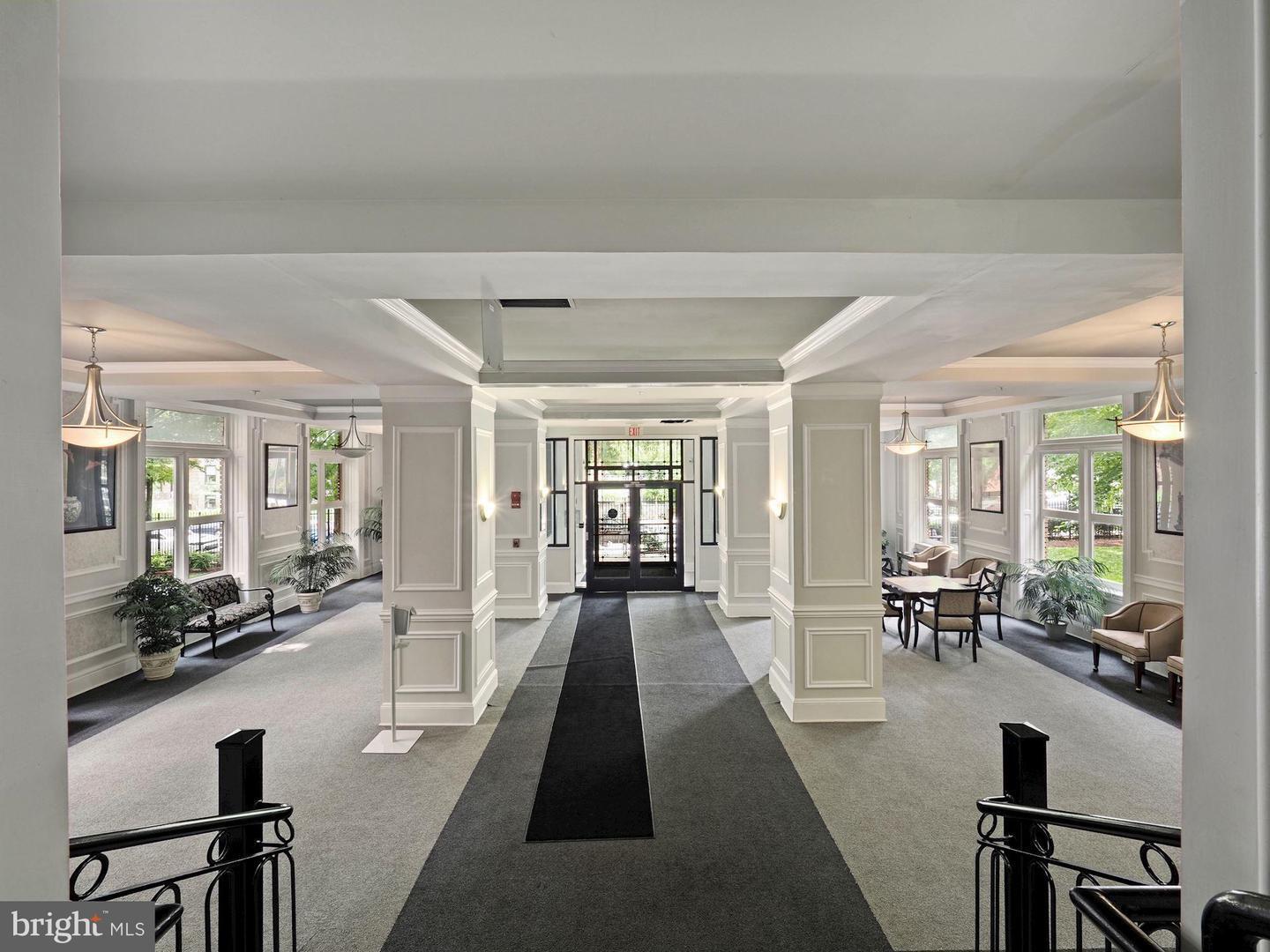 Lobby - 1308 Clifton St NW