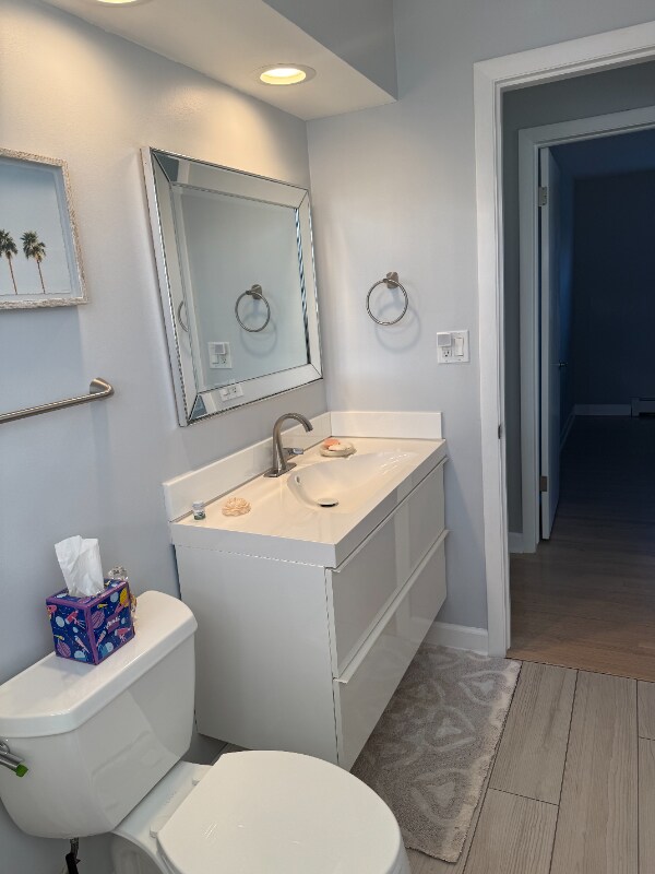 Building Photo - 2601 N 75th Ct