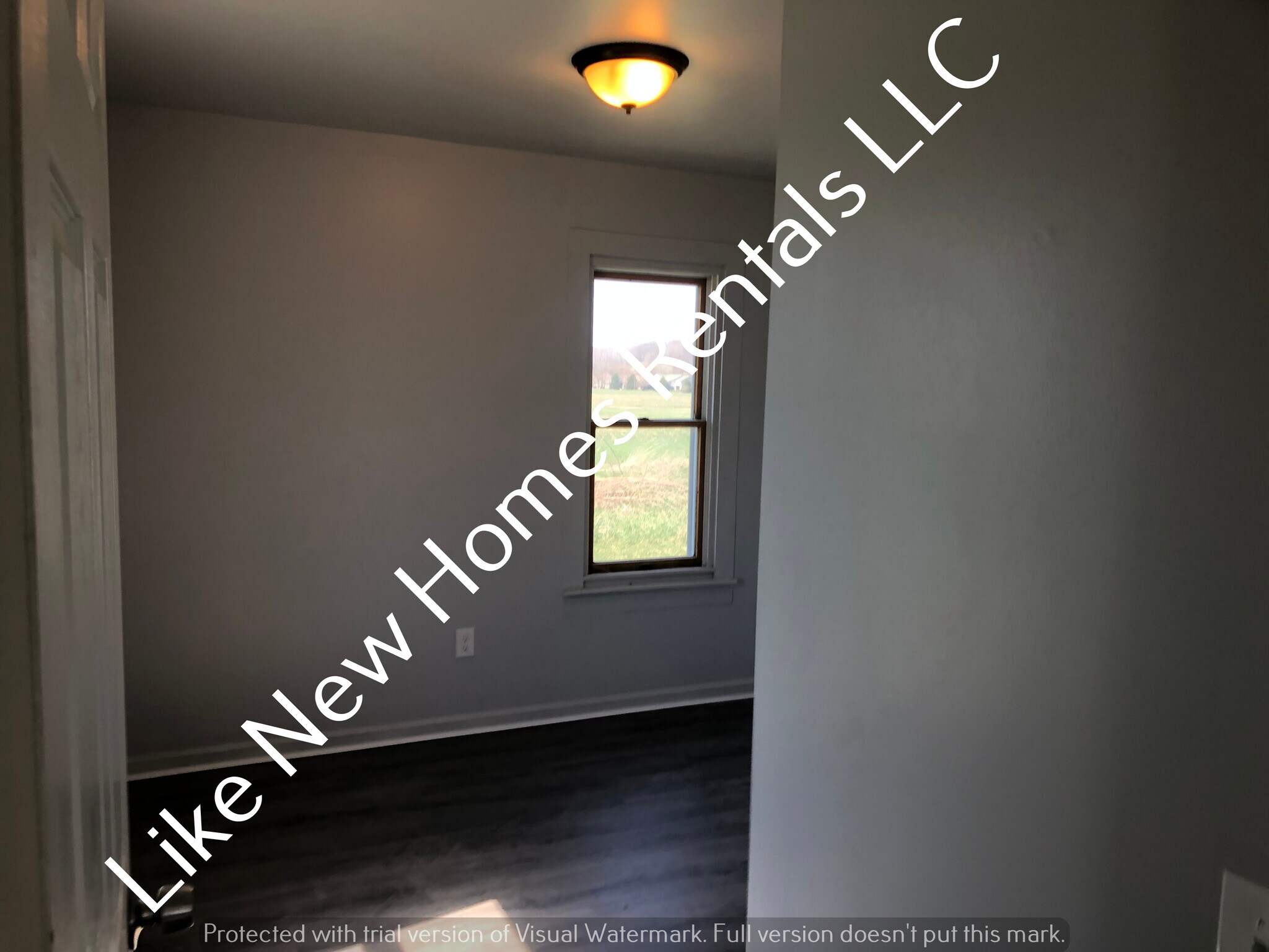 Building Photo - 3052 S Hollister Rd