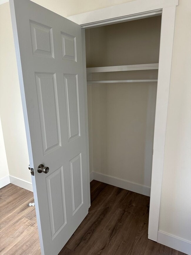 Building Photo - NEW REMODEL