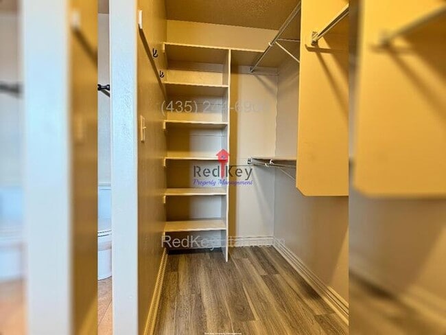 Building Photo - 770 N Single Family Home