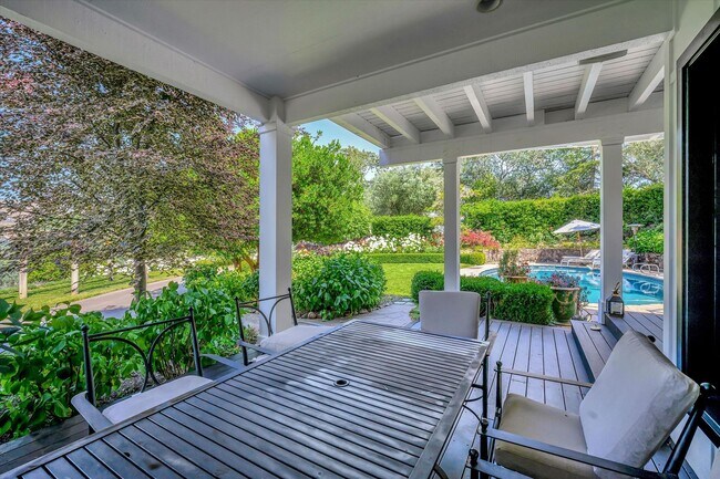 Building Photo - Welcome to Your Luxurious Napa Valley Retr...