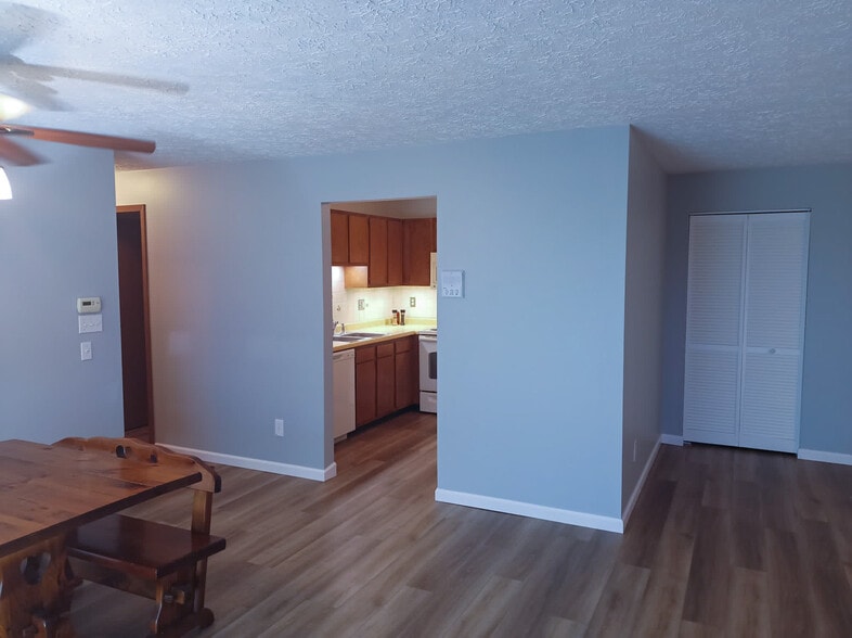 Living Room - 1203 Dutilh Rd