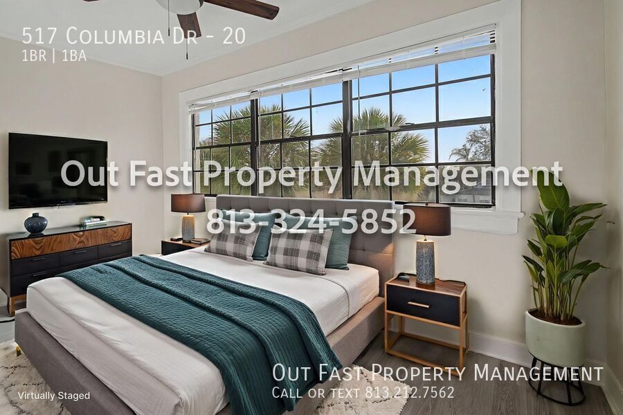 Building Photo - 517 Columbia Dr