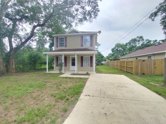 Primary Photo - 3126 Penton St