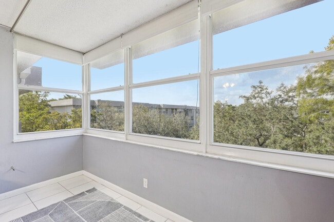 Building Photo - 6500 Cypress Rd