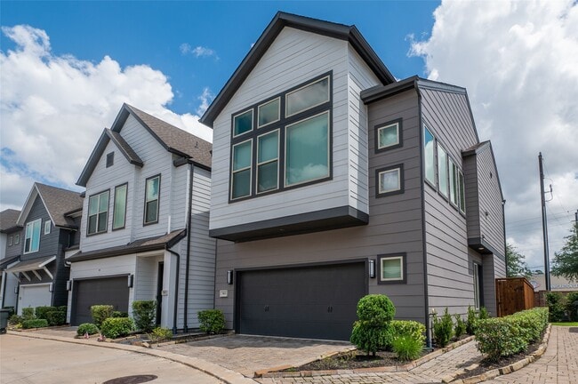 Building Photo - 963 Lilly Flower Ln