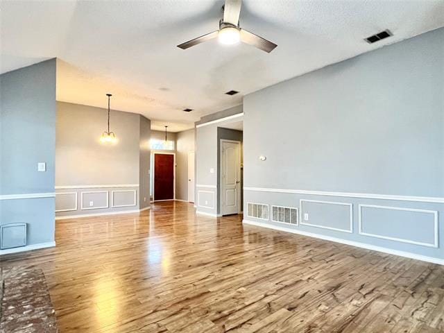Building Photo - 1800 Quail Hollow Dr