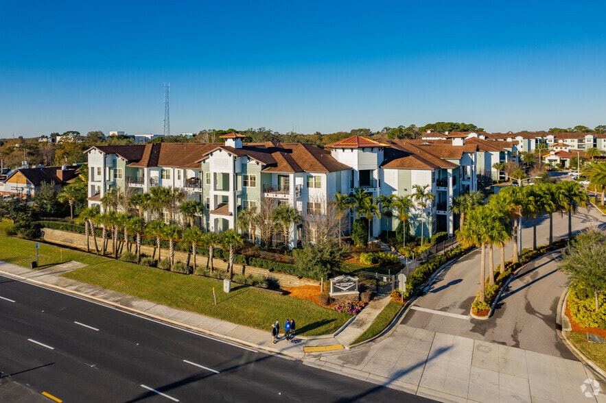 2098 Seminole Blvd Largo, FL - The Boulevard