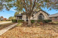 Building Photo - 3-Bed 2-Bath in Frisco - Move-In Ready!