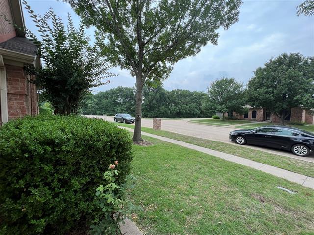 Building Photo - 809 Aylesbury Dr