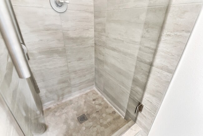 Building Photo - 21823 Mystic Point Ct