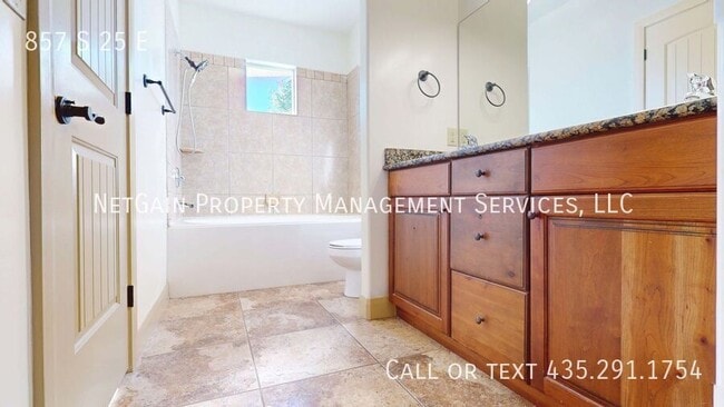 Building Photo - 857 S 25 E