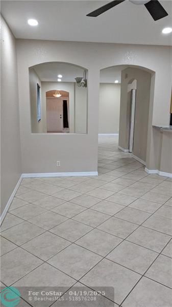 Building Photo - 685 Conservation Dr