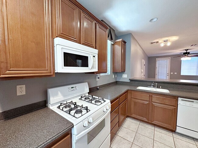 Building Photo - 5241 Pendergrass St
