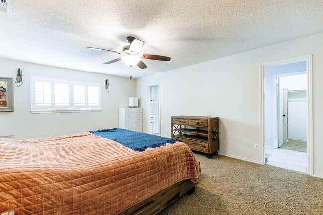 Building Photo - Discover Your Oasis: Spacious 3-Bed Lubboc...