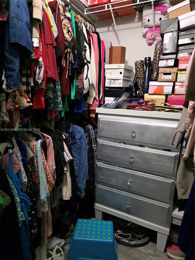 Building Photo - 4972 SW 127th Ave