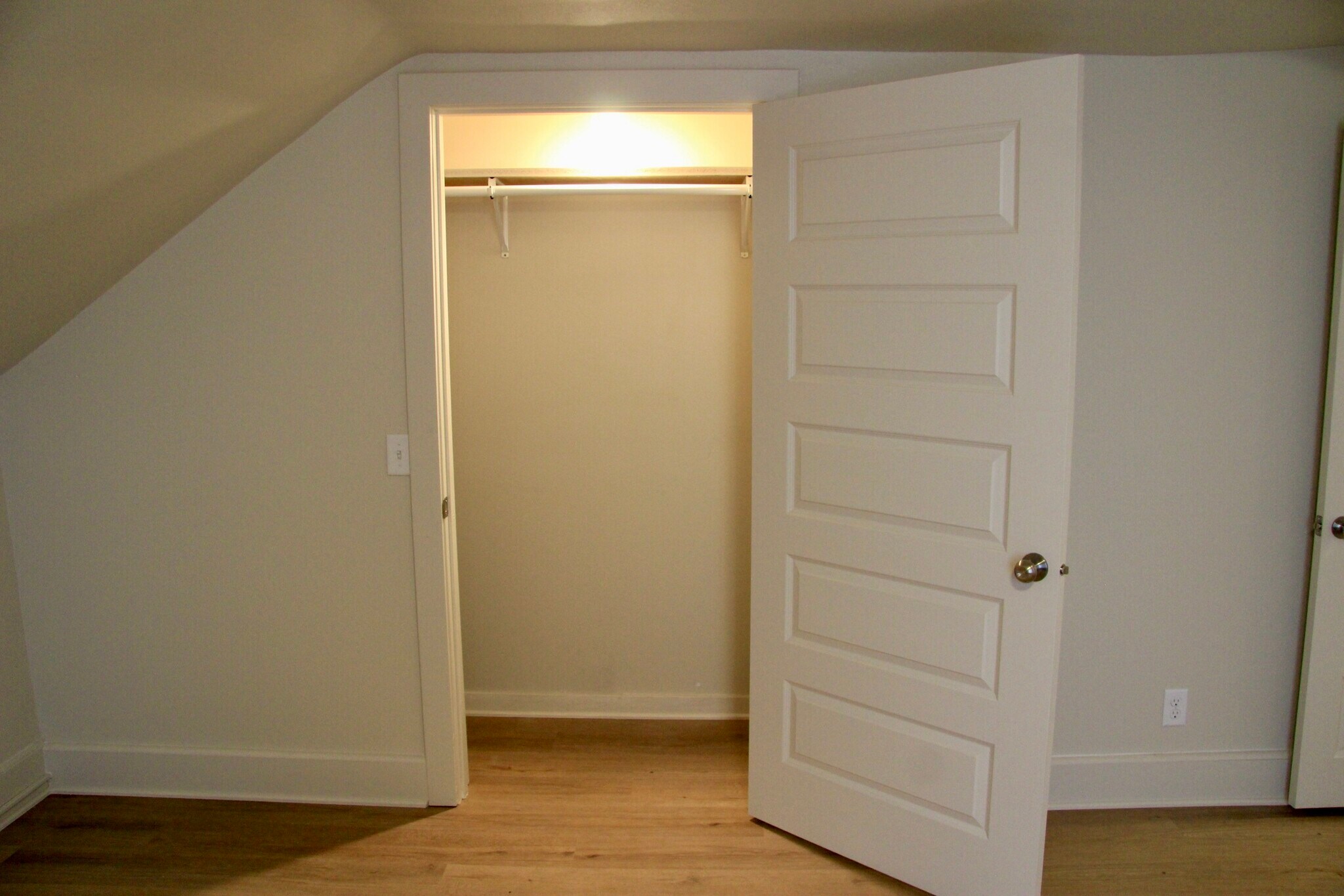 Closet - Bedroom 4 (Upstairs) - 405 E Washington Ave