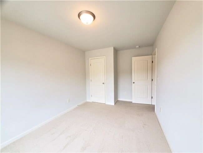 Building Photo - 349 Turtle Creek Dr