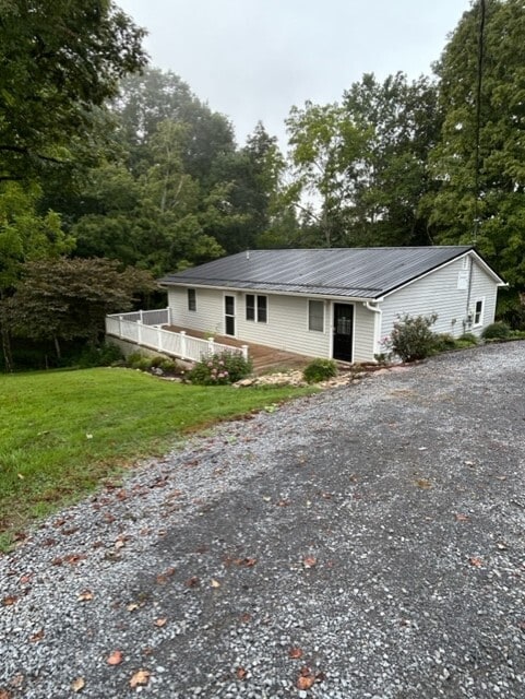 Building Photo - 312 Big Springs Rd