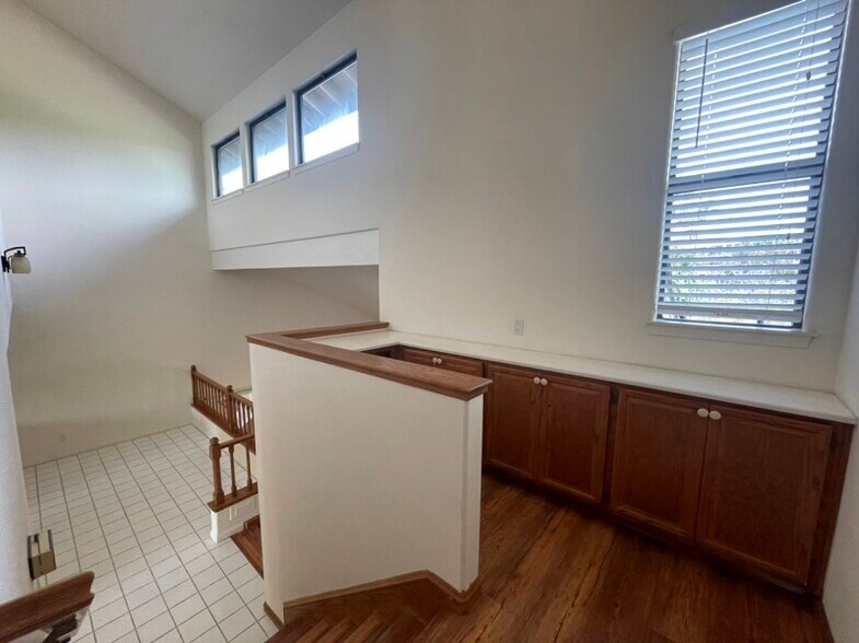 Building Photo - 19 Tiburon Ct