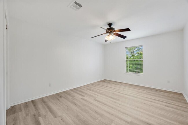 Building Photo - 23 Juniper Berry Way
