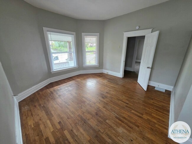 Building Photo - 2 Bedroom / 1.5 Bath House - NEAR SEMO's CAMPUS