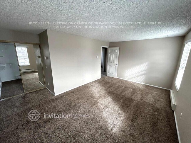 Building Photo - 4946 E 109th Ct