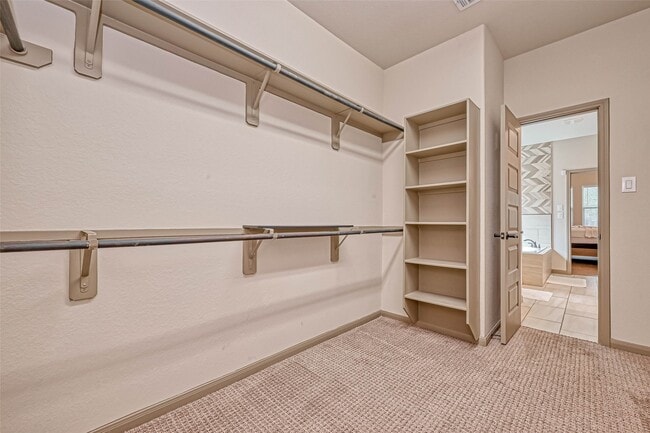Building Photo - 127 Teralyn Grv Lp
