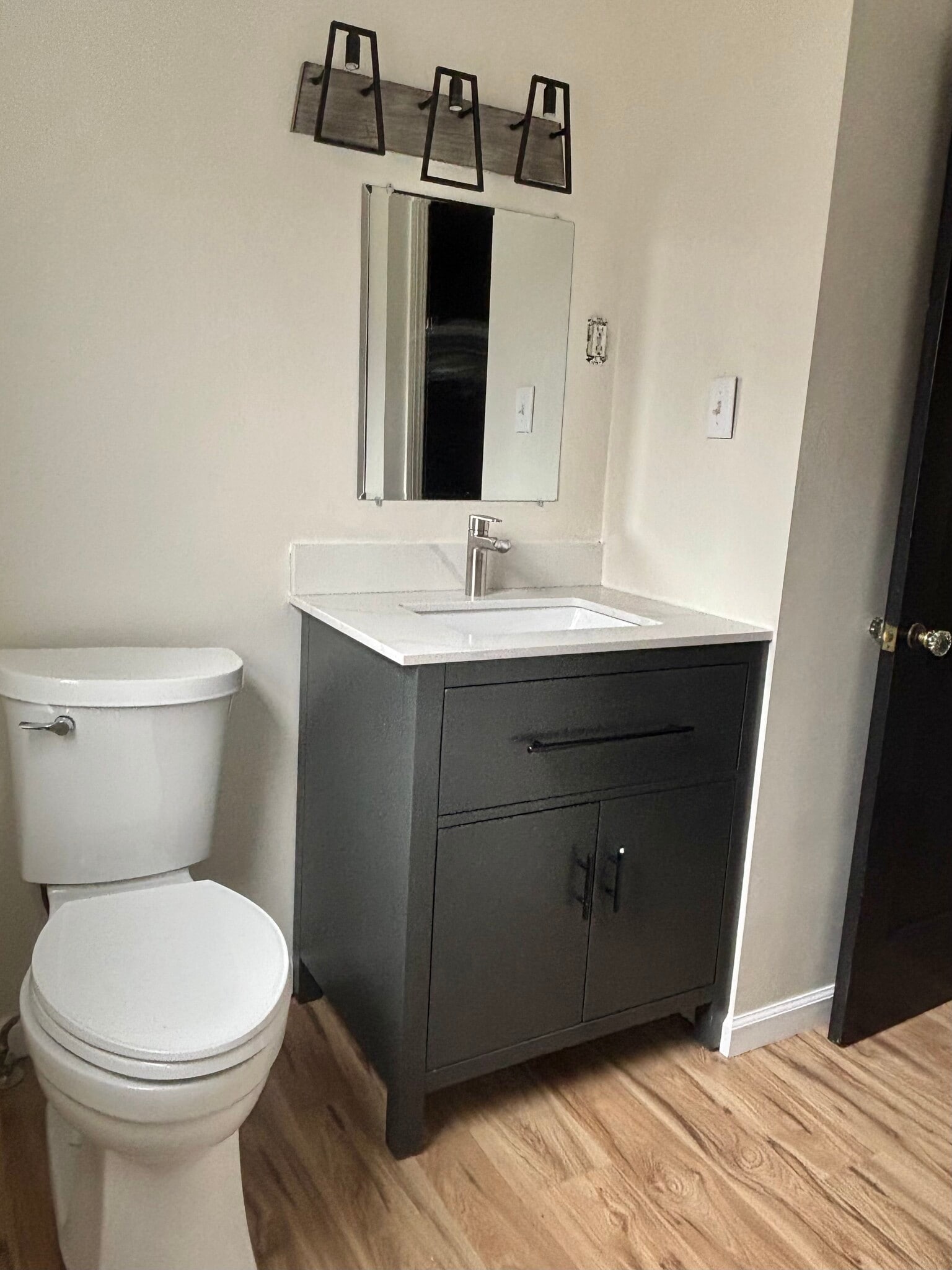 Building Photo - 3312 Brookview Blvd