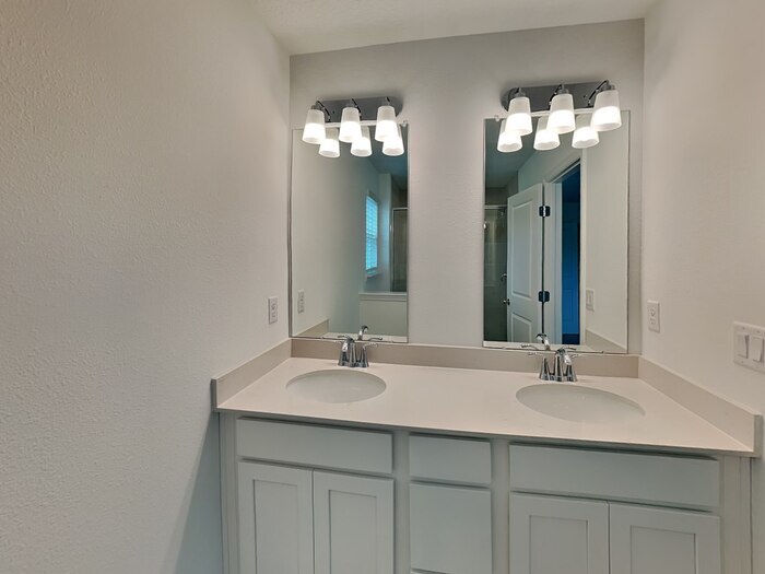 Building Photo - 2137 Windward Cay Ln