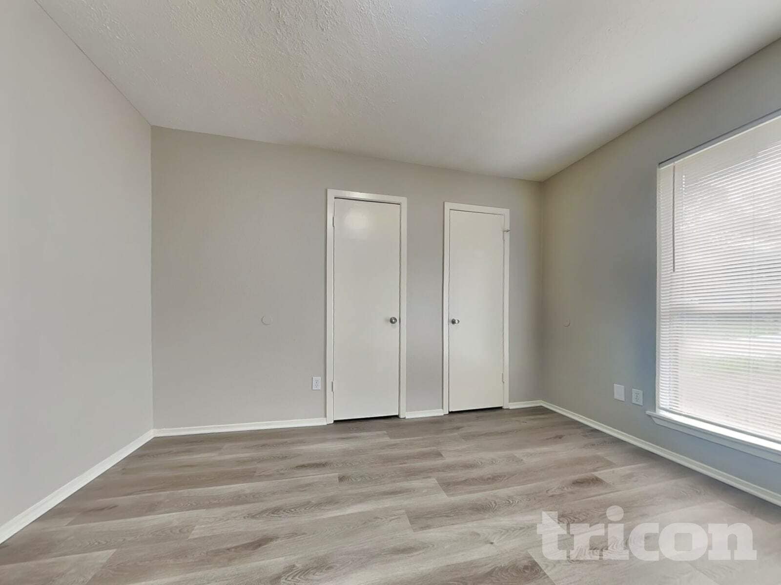 Building Photo - 2047 Lexington Woods Dr