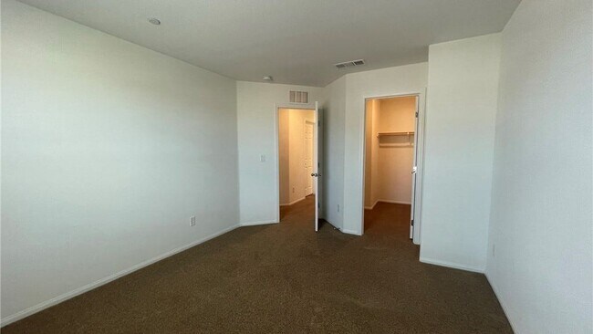 Building Photo - 6124 Castle Gardens Ave