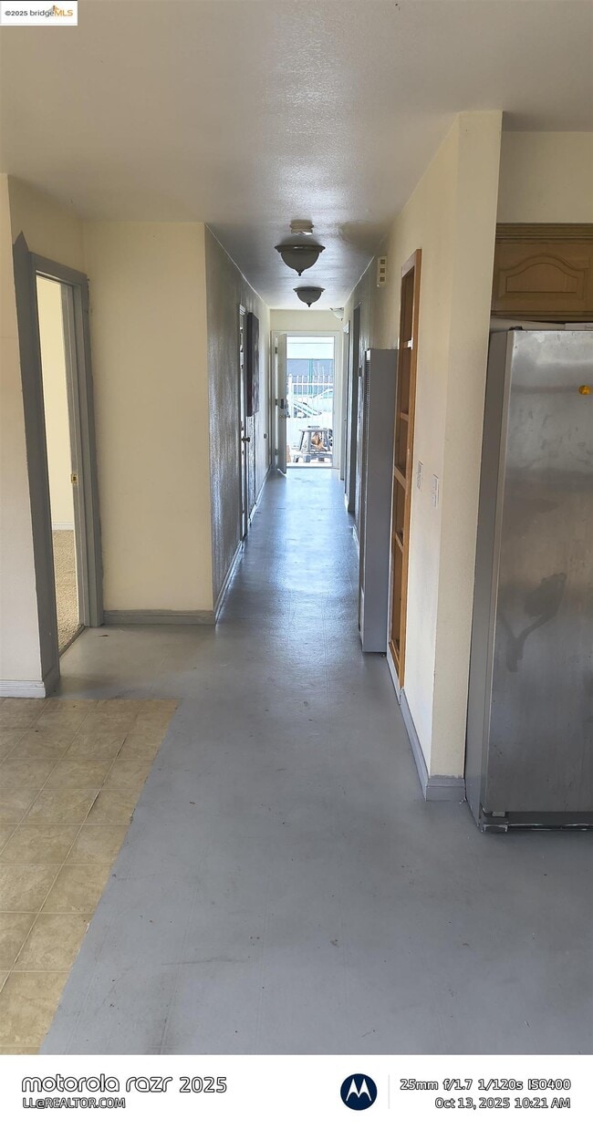 Building Photo - 3532 San Leandro St