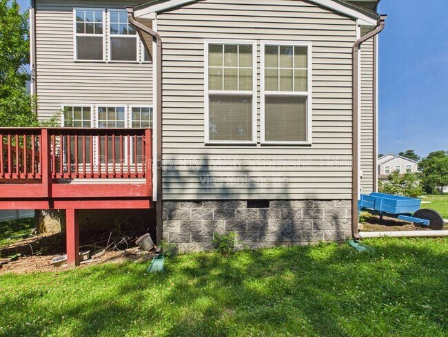 Building Photo - 205 Cheeseman Rd
