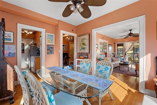 Building Photo - 130 4th Ave N