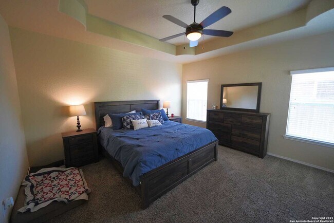 Building Photo - 1323 Kingbird Ct