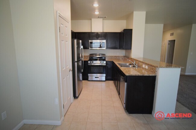 Building Photo - Cute Home in Southwest Bakersfield!